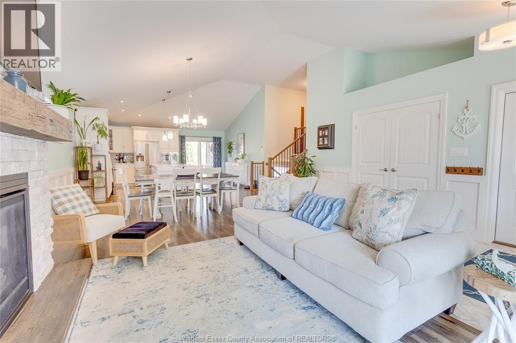 130 Lakewood Drive, Amherstburg, Ontario  N9V 2Y8 - Photo 8 - 25020755