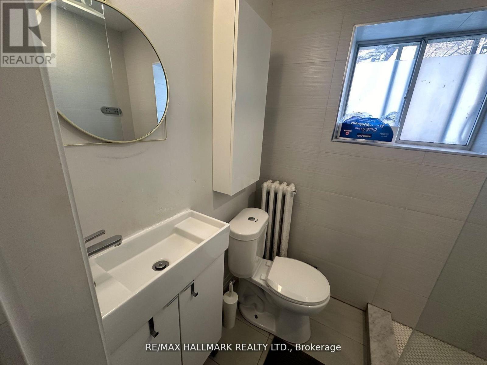 5 - 595 St Clair Avenue W, Toronto, Ontario  M6C 1A3 - Photo 12 - C12942224