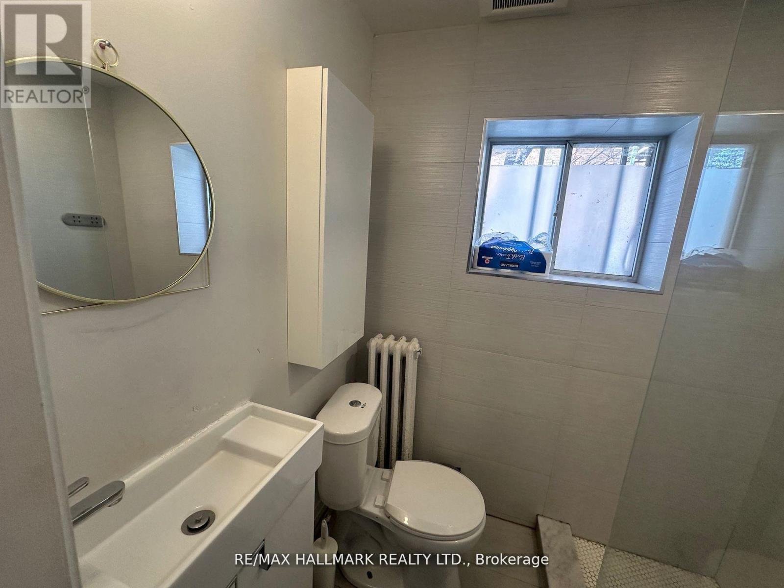 5 - 595 St Clair Avenue W, Toronto, Ontario  M6C 1A3 - Photo 13 - C12942224