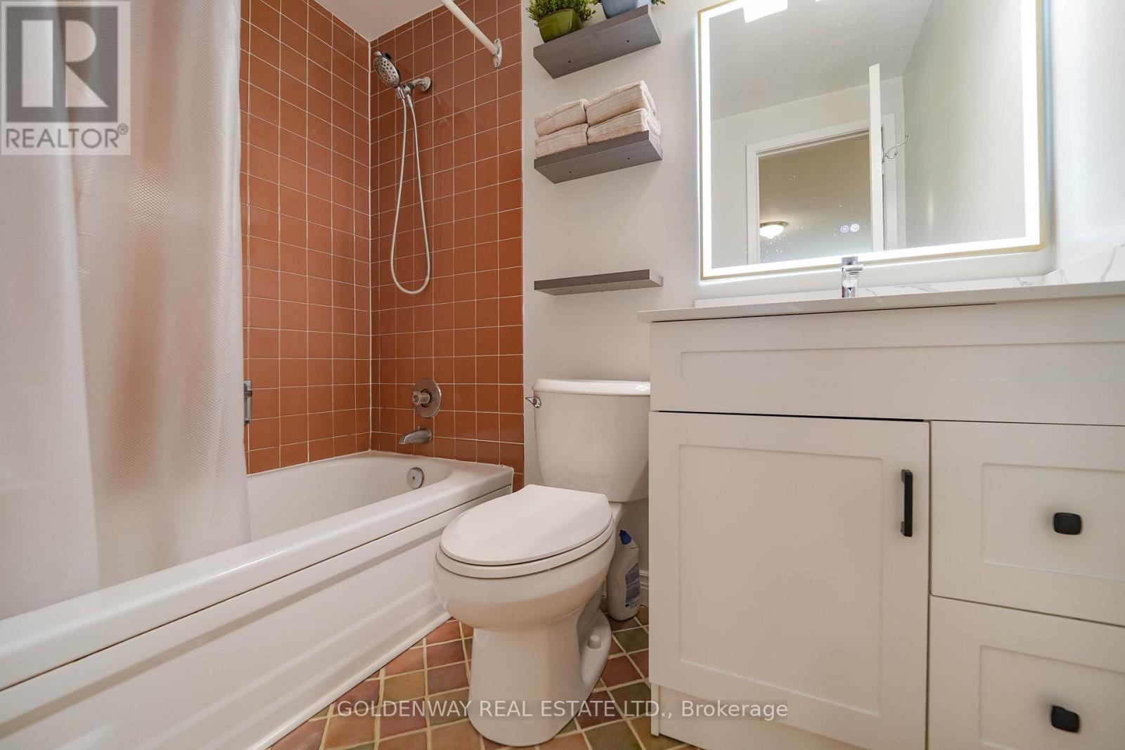 65 Wagon Trailway, Toronto, Ontario  M2J 4V4 - Photo 17 - C12942234