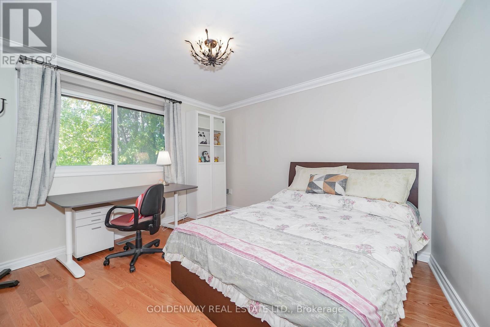 65 Wagon Trailway, Toronto, Ontario  M2J 4V4 - Photo 18 - C12942234