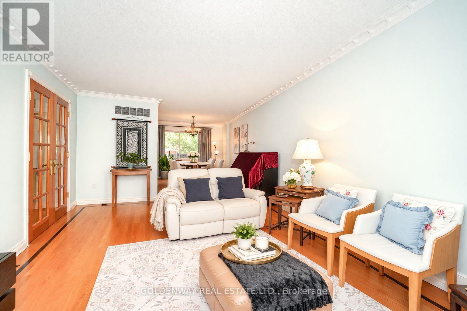 65 Wagon Trailway, Toronto, Ontario  M2J 4V4 - Photo 8 - C12942234
