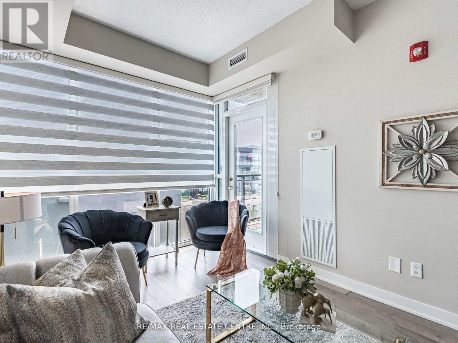 B314 - 5240 Dundas Street, Burlington, Ontario  L7L 0J6 - Photo 11 - W12942216