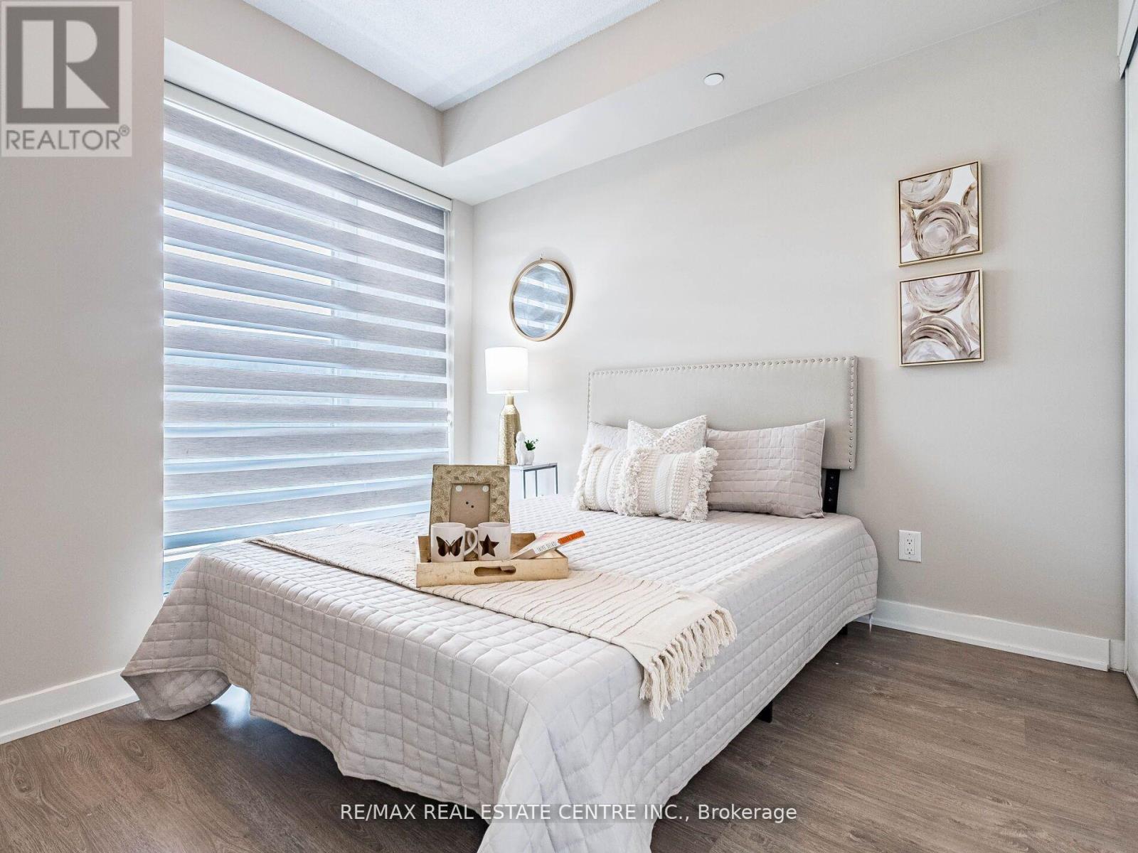 B314 - 5240 Dundas Street, Burlington, Ontario  L7L 0J6 - Photo 13 - W12942216