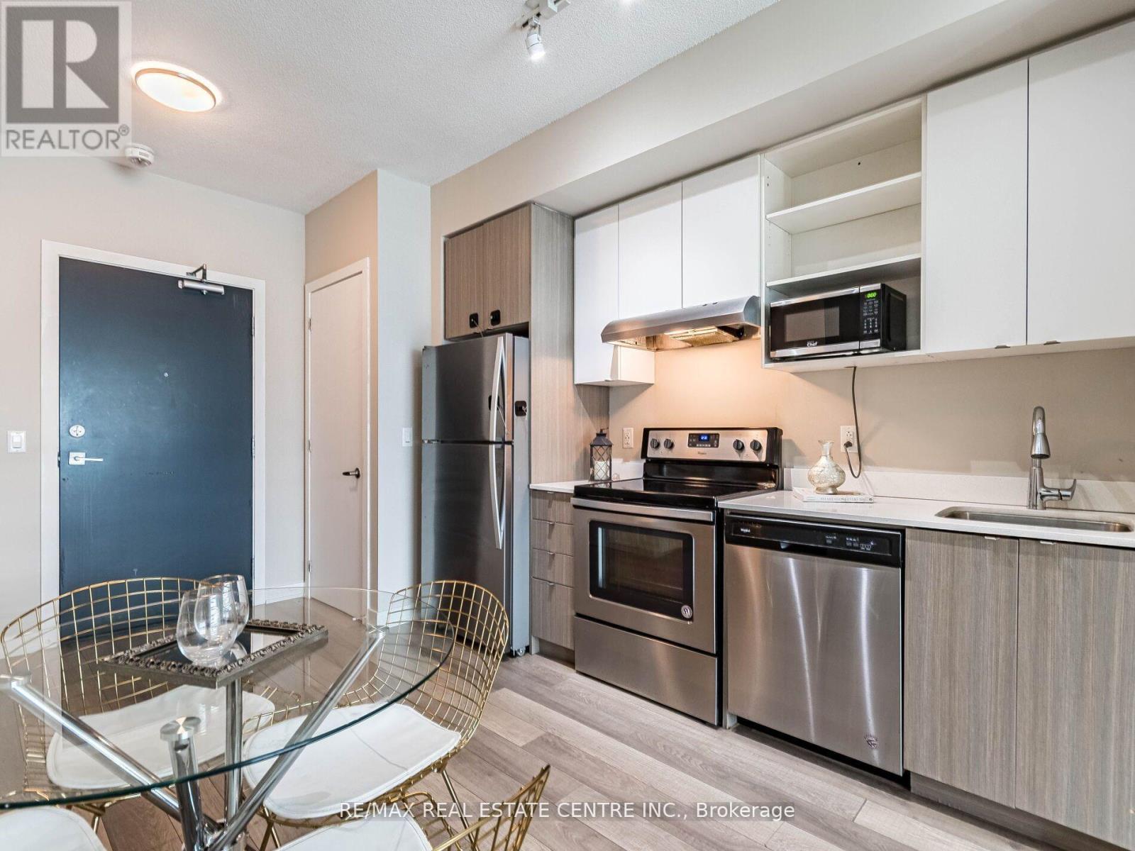 B314 - 5240 Dundas Street, Burlington, Ontario  L7L 0J6 - Photo 7 - W12942216