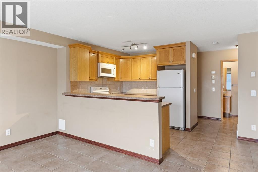 207, 323 Fourth Avenue, Strathmore, Alberta  T1P 1B5 - Photo 13 - A2289633