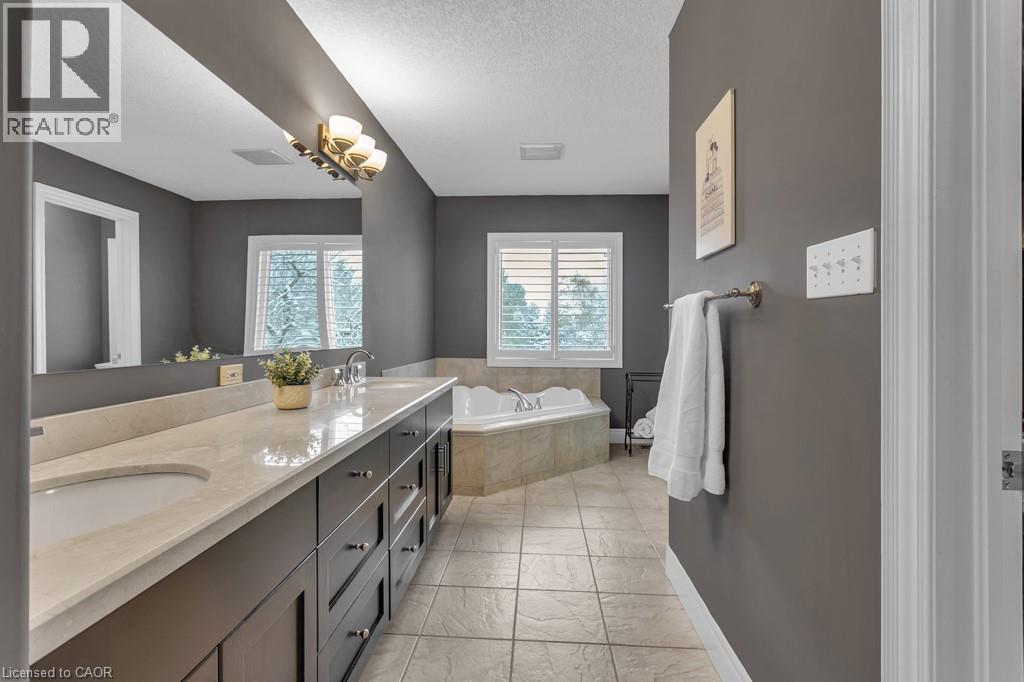 211 Terrace Wood Crescent, Kitchener, Ontario  N2P 2T3 - Photo 22 - 40786232