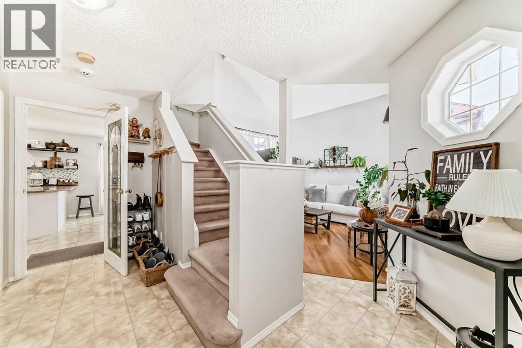 155 Erin Meadow Way Se, Calgary, Alberta  T2B 3P7 - Photo 21 - A2297998