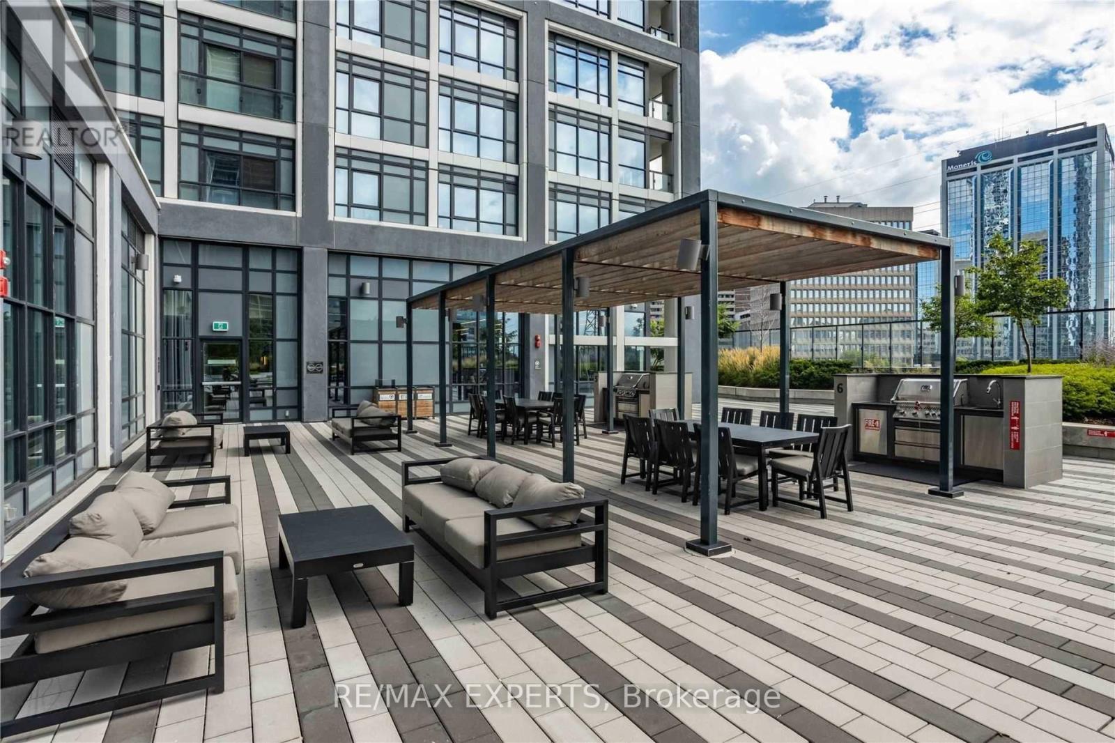 4402 - 7 Mabelle Avenue, Toronto, Ontario  M9A 4X7 - Photo 17 - W12940360