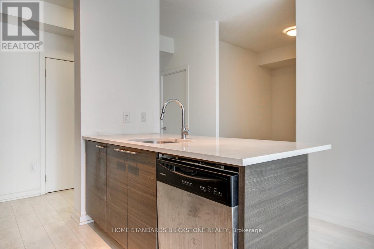 507 - 66 Forest Manor Road, Toronto, Ontario  M2J 1M6 - Photo 8 - C12942260