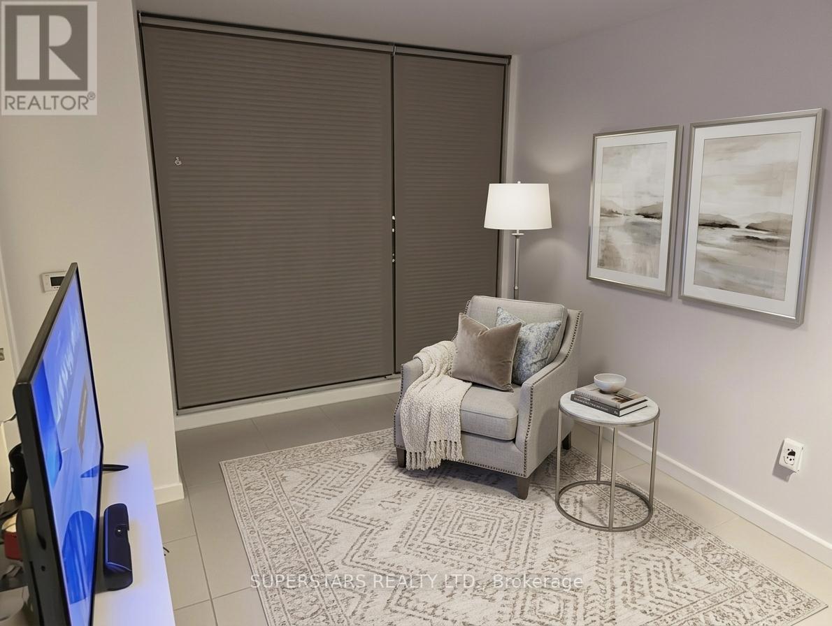 662 - 31 Tippet Road, Toronto, Ontario  M3H 0C8 - Photo 1 - C12942266