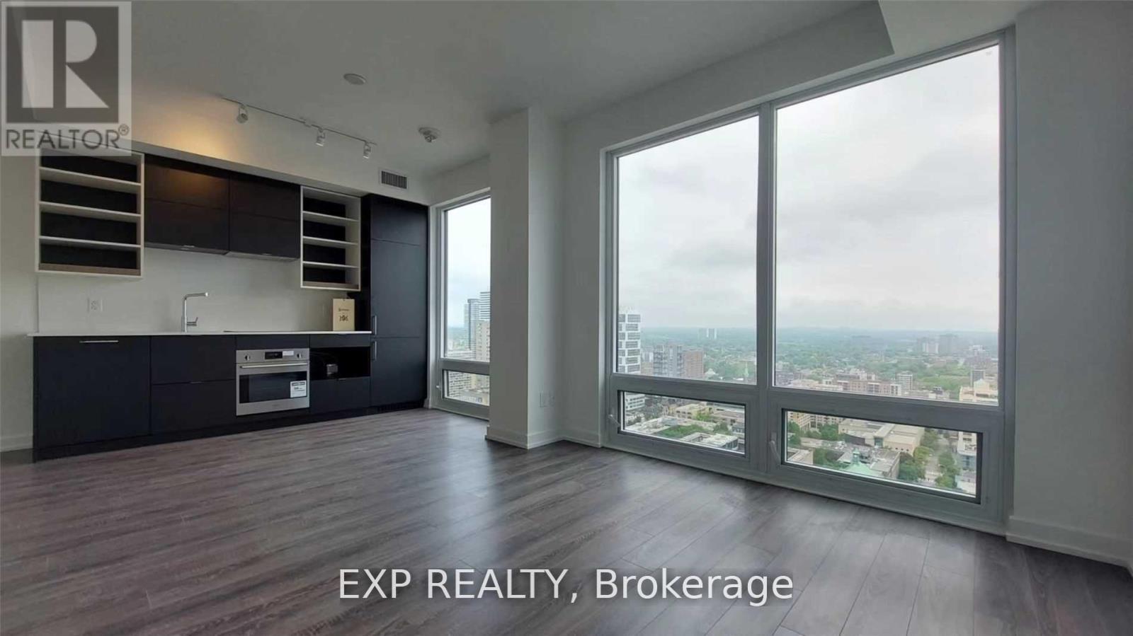 2002 - 20 Edward Street, Toronto, Ontario  M5G 0C5 - Photo 2 - C12942300