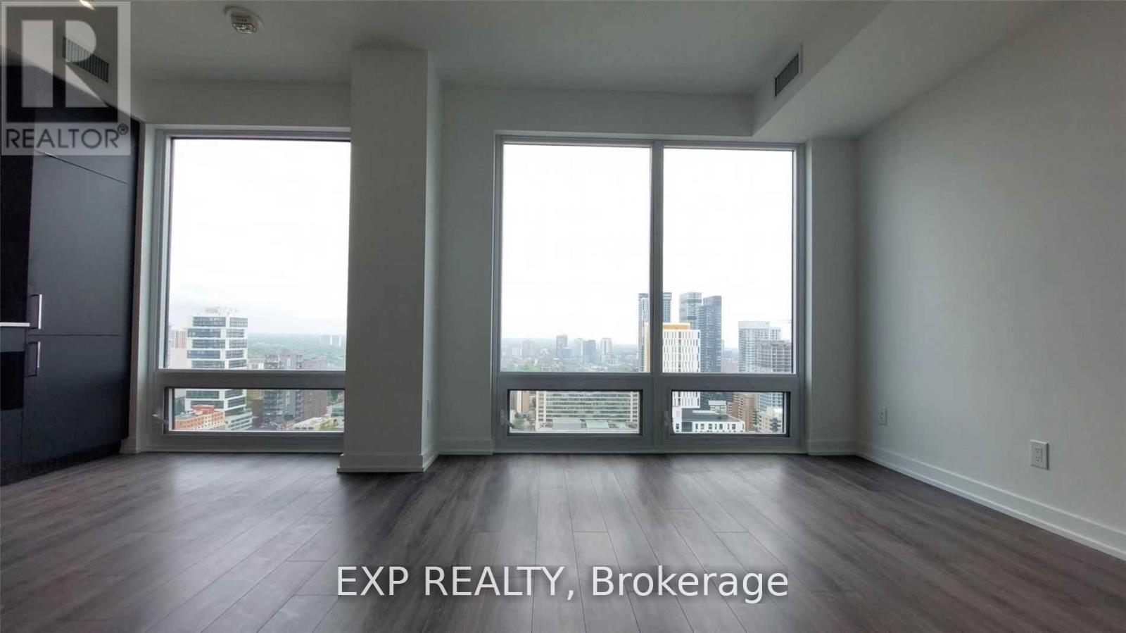 2002 - 20 Edward Street, Toronto, Ontario  M5G 0C5 - Photo 4 - C12942300