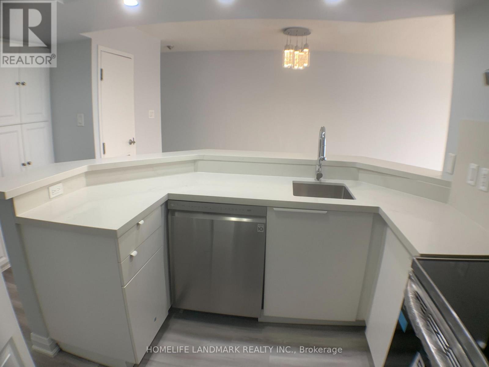 3303 - 1001 Bay Street, Toronto, Ontario M5S 3A6 - Photo 19 - C12942320