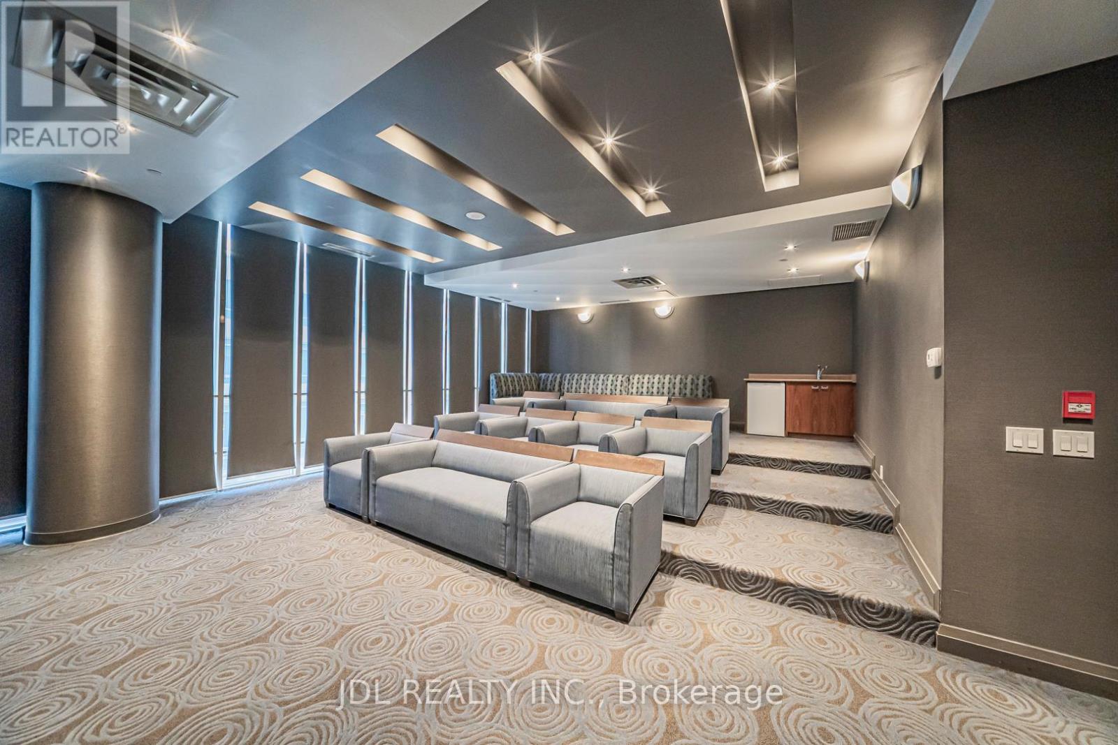 1001 - 761 Bay Street, Toronto, Ontario M5G 2R2 - Photo 23 - C12942344