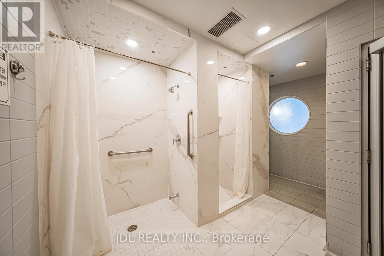 1001 - 761 Bay Street, Toronto, Ontario M5G 2R2 - Photo 26 - C12942344