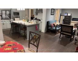 145 STEELES AVENUE E, Toronto, Ontario