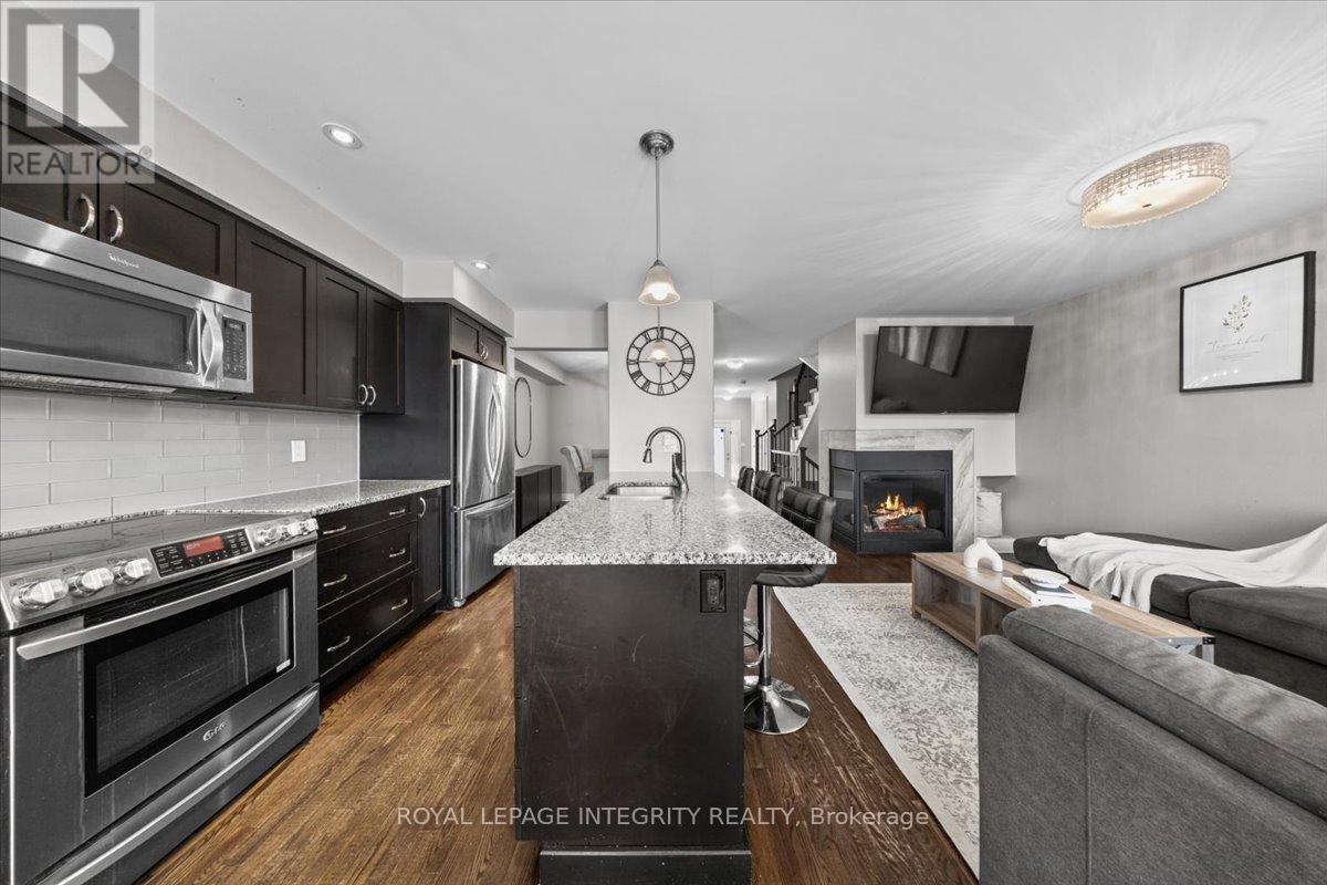 154 Woodhurst Crescent, Ottawa, Ontario  K2S 0T5 - Photo 12 - X12942326