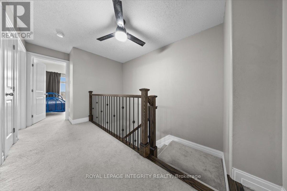 154 Woodhurst Crescent, Ottawa, Ontario  K2S 0T5 - Photo 17 - X12942326