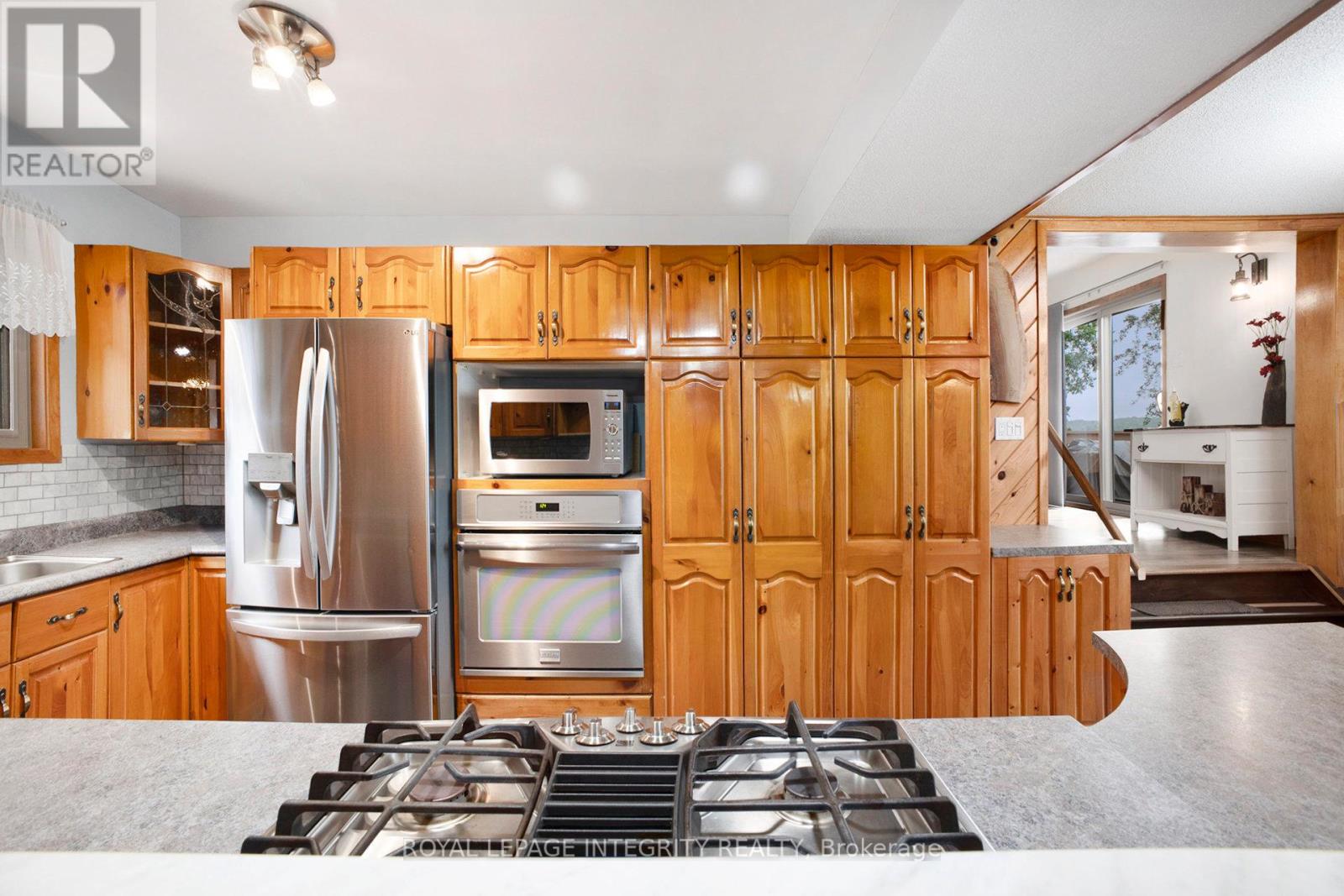 501 Stewart Lane, Lanark Highlands, Ontario  K0G 1M0 - Photo 12 - X12942336