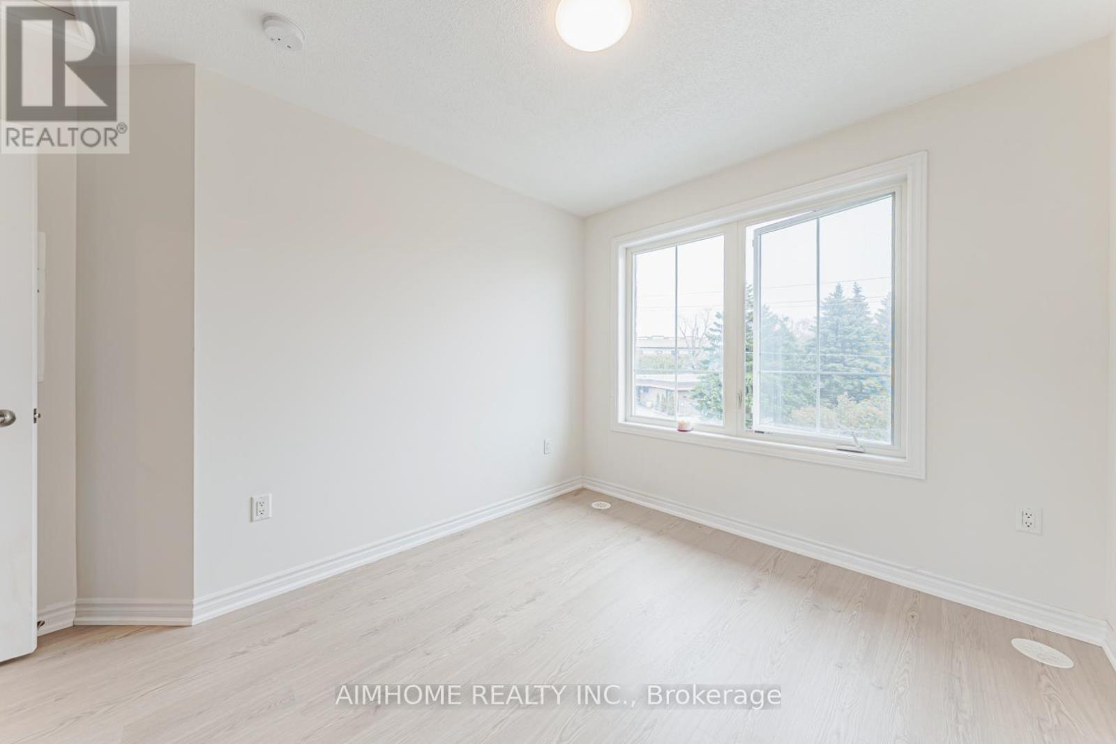 Unit 1, Upper Level - 485 Beresford Path S, Oshawa, Ontario L1H 5S7 - Photo 17 - E12942334