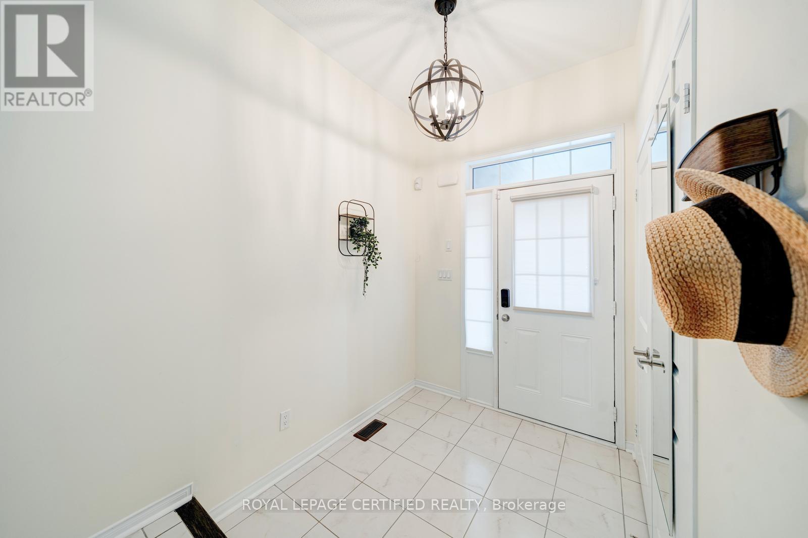 71 Rimrock Crescent, Whitby, Ontario  L1N 0E5 - Photo 5 - E12942340