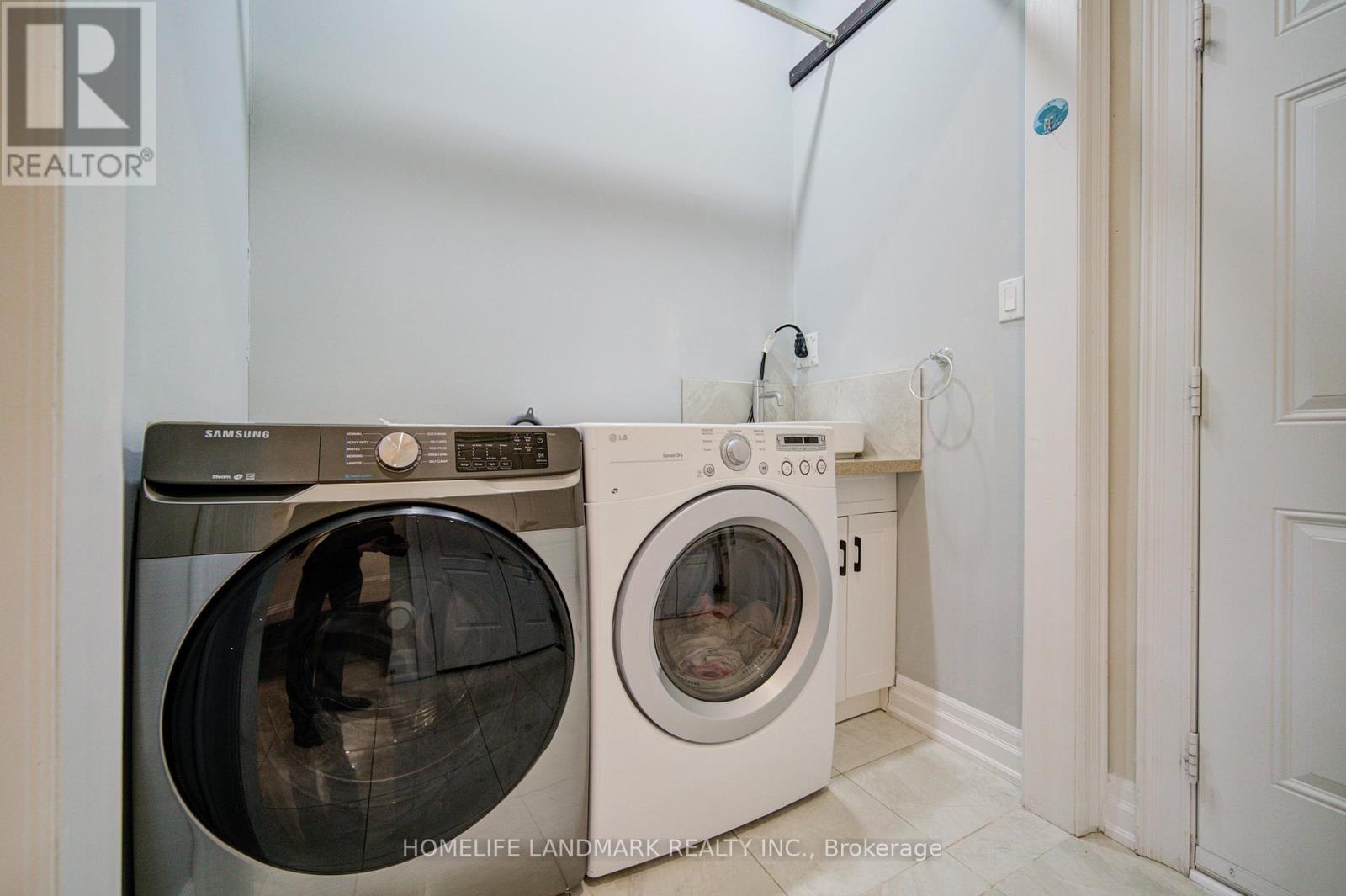 43 Mike Boshevski Court, Aurora, Ontario  L4G 3G7 - Photo 22 - N12942244