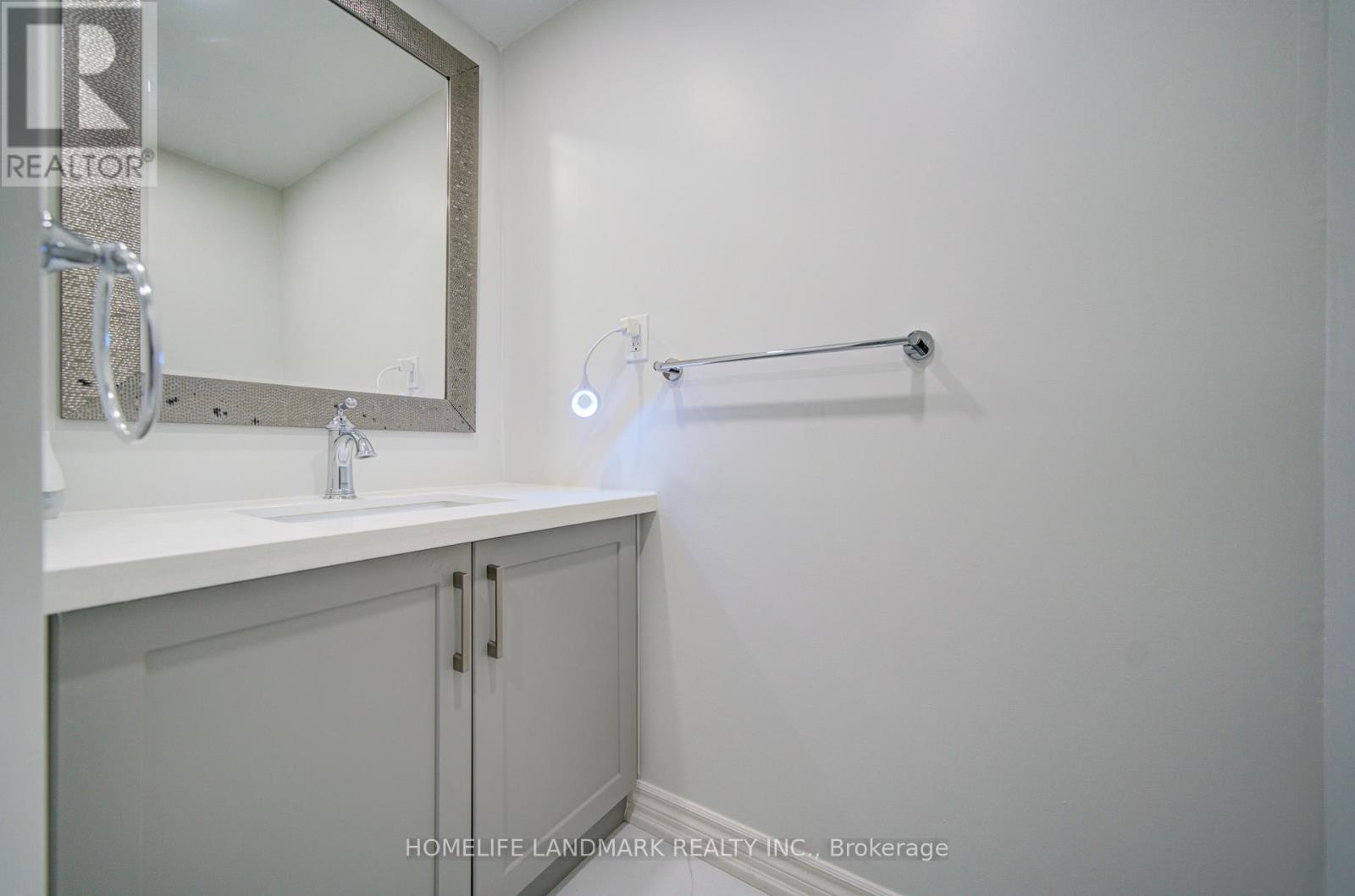 43 Mike Boshevski Court, Aurora, Ontario  L4G 3G7 - Photo 42 - N12942244