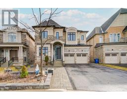 43 MIKE BOSHEVSKI COURT, Aurora, Ontario