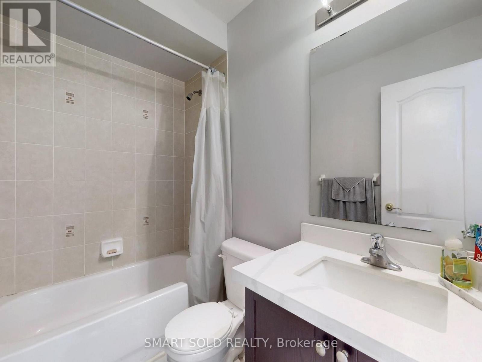 72 Headwater Crescent, Richmond Hill, Ontario L4E 0T2 - Photo 24 - N12942246