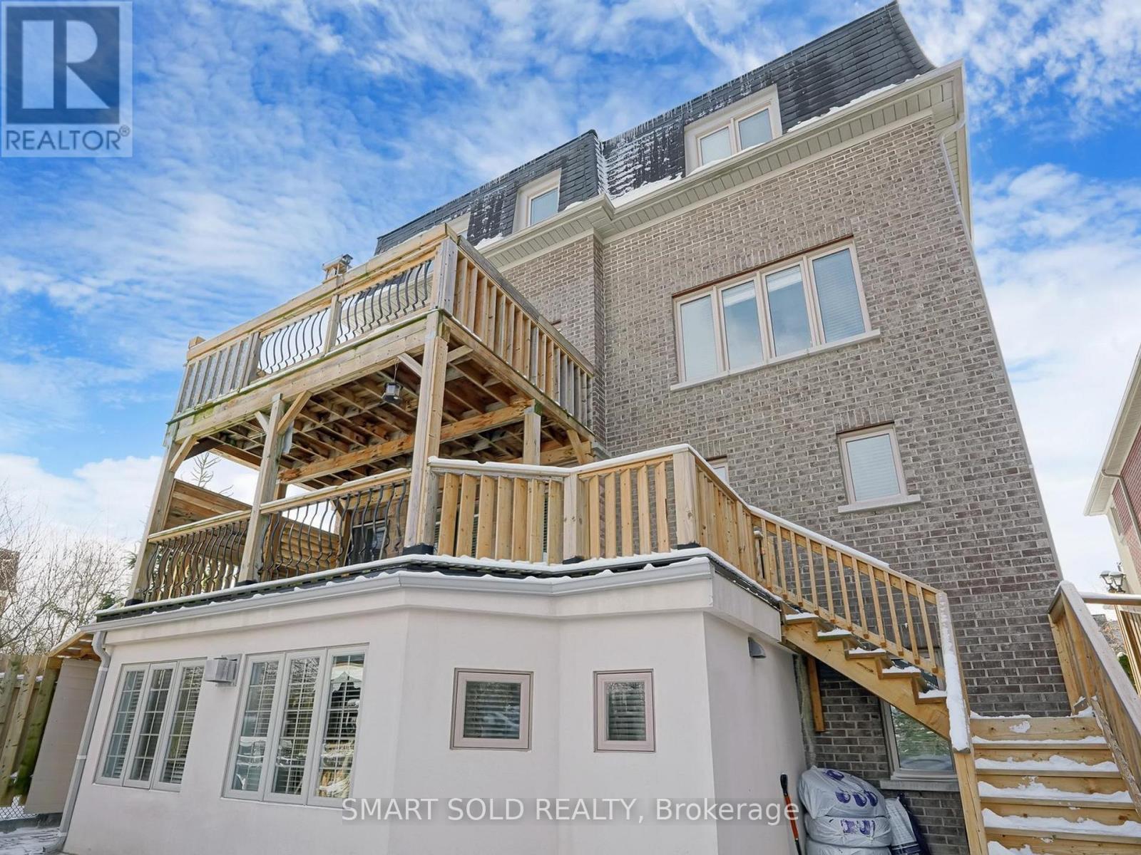 72 Headwater Crescent, Richmond Hill, Ontario L4E 0T2 - Photo 35 - N12942246