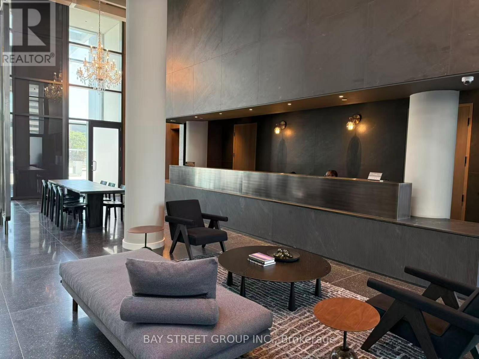 4108 - 28 Interchange Way, Vaughan, Ontario L4K 0P8 - Photo 2 - N12942252