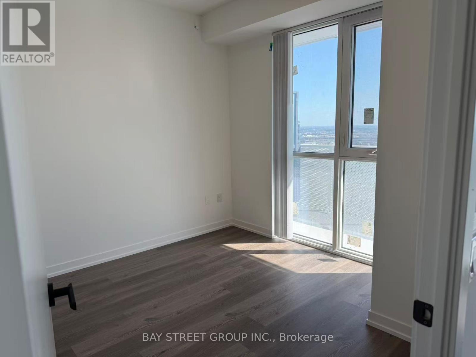 4108 - 28 Interchange Way, Vaughan, Ontario L4K 0P8 - Photo 5 - N12942252