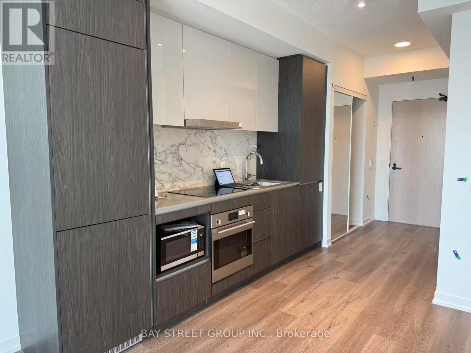 4108 - 28 Interchange Way, Vaughan, Ontario L4K 0P8 - Photo 8 - N12942252