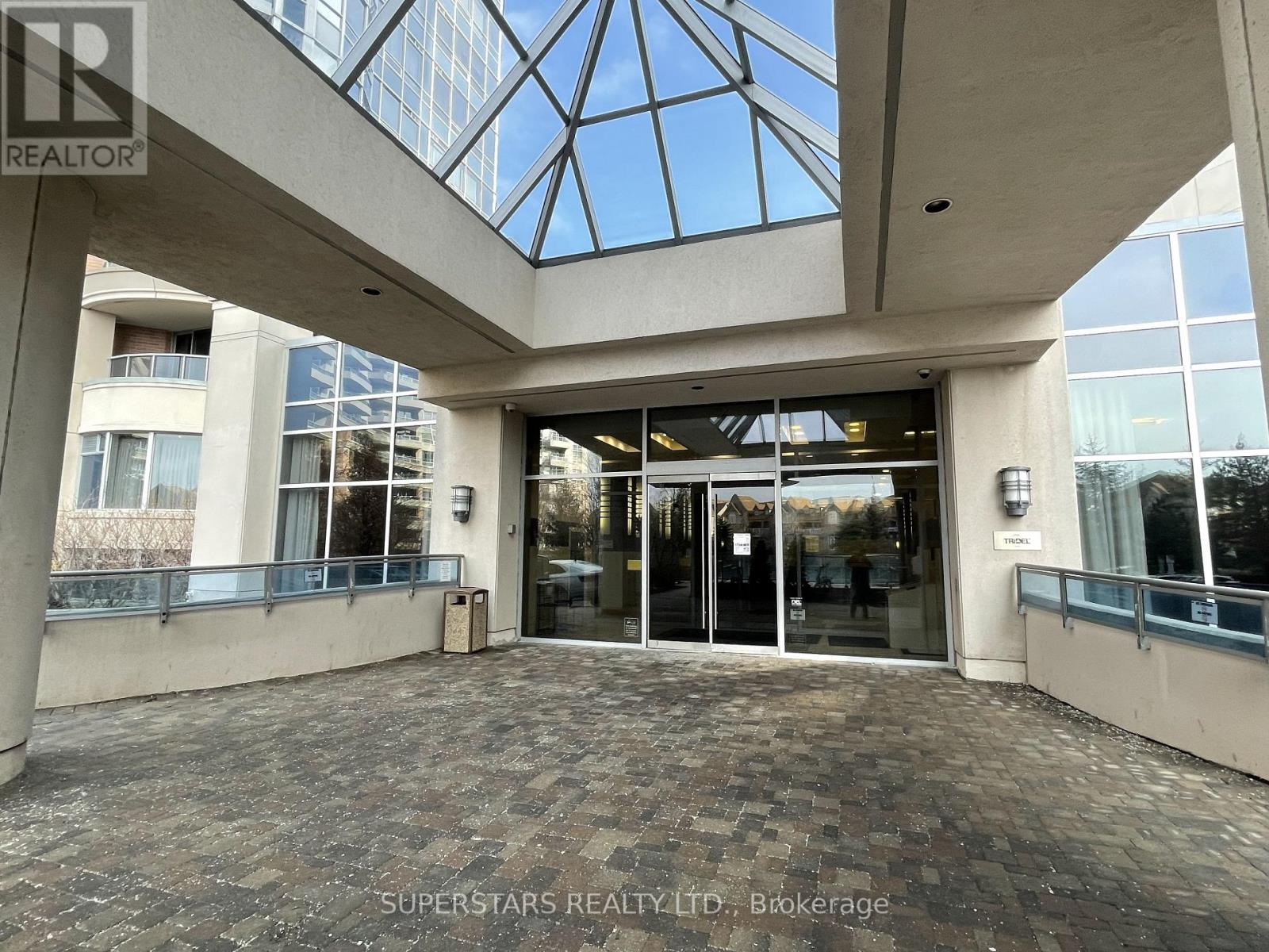 1128 - 33 Cox Boulevard, Markham, Ontario  L3R 8A6 - Photo 2 - N12942254