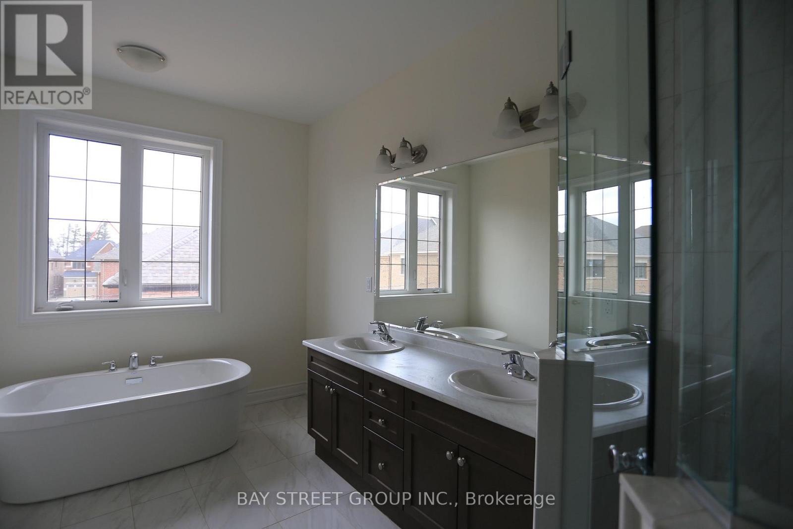 153 Kleinburg Summit Way, Vaughan, Ontario  L4H 4V4 - Photo 14 - N12942288