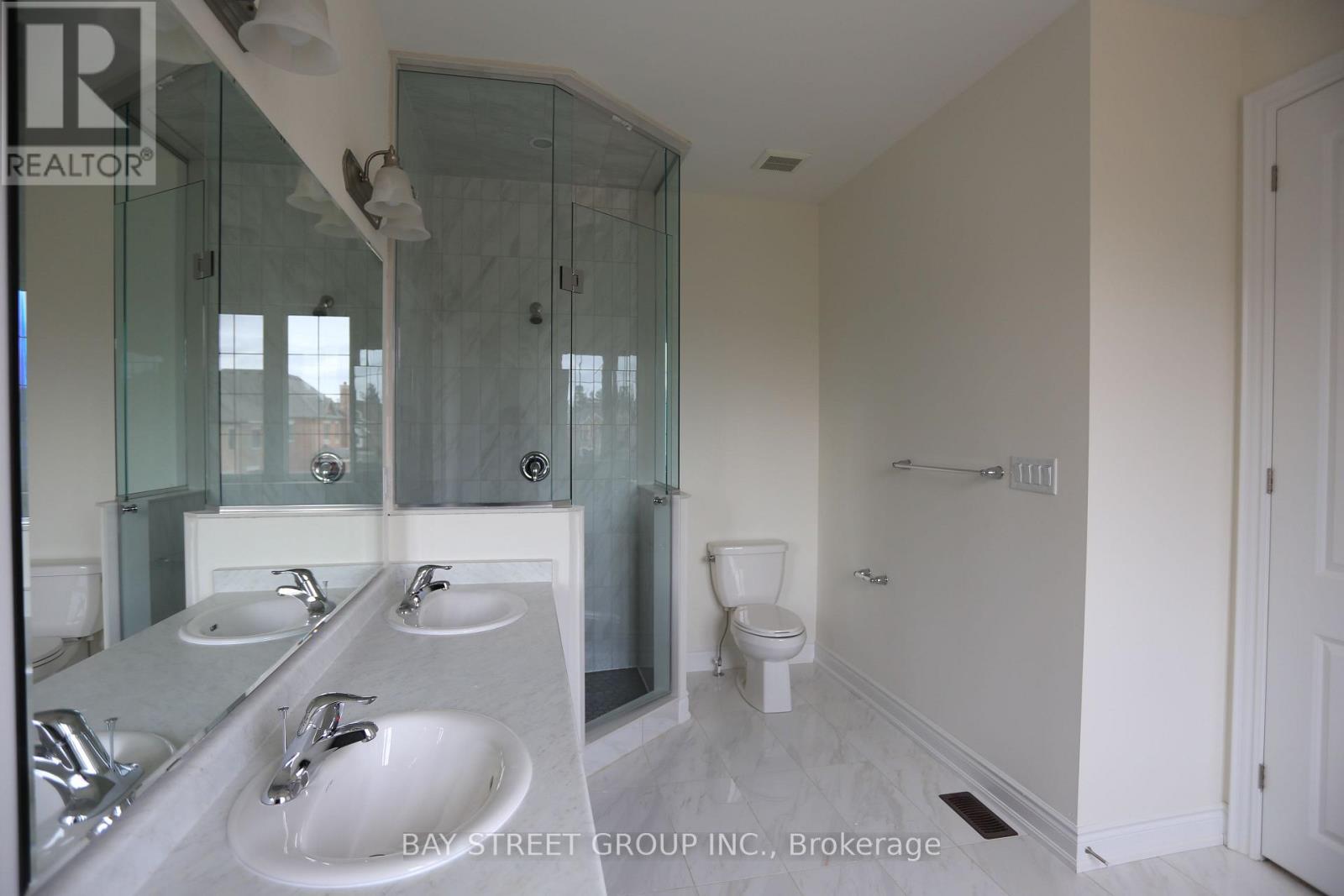 153 Kleinburg Summit Way, Vaughan, Ontario  L4H 4V4 - Photo 17 - N12942288