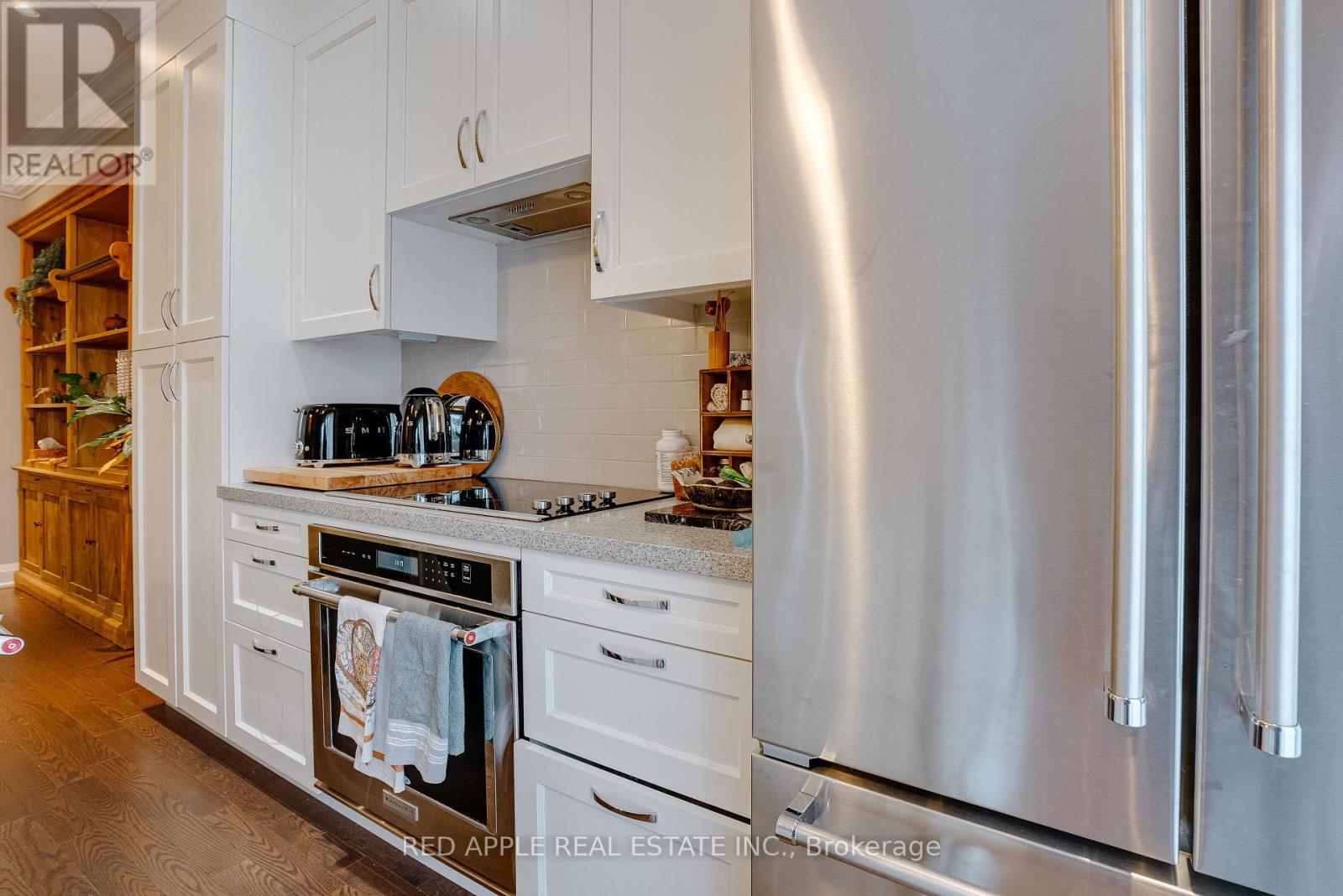 15 Dunton Lane, Richmond Hill, Ontario L4B 0G4 - Photo 5 - N12942298