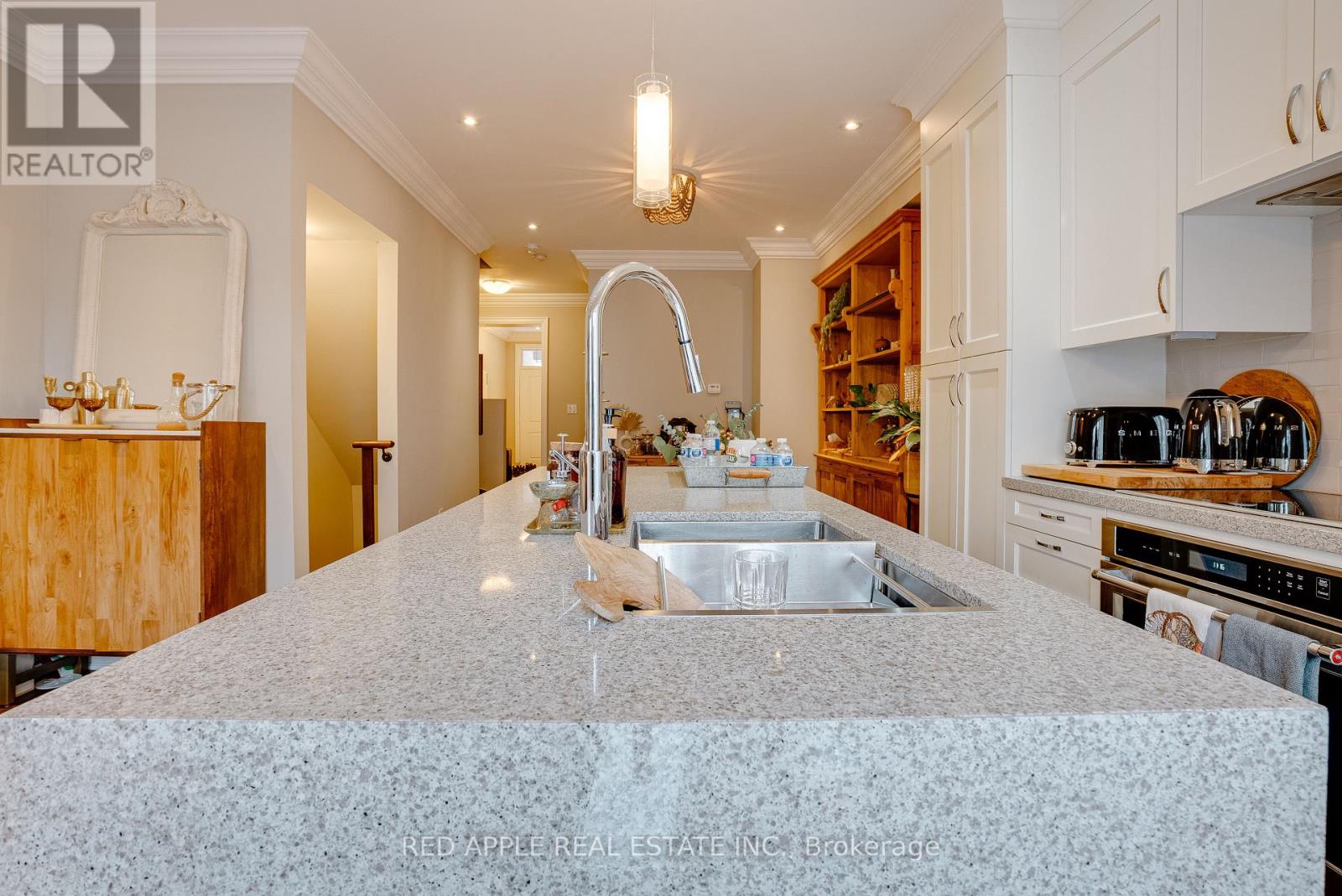 15 Dunton Lane, Richmond Hill, Ontario L4B 0G4 - Photo 7 - N12942298