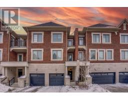 15 DUNTON LANE, Richmond Hill, Ontario