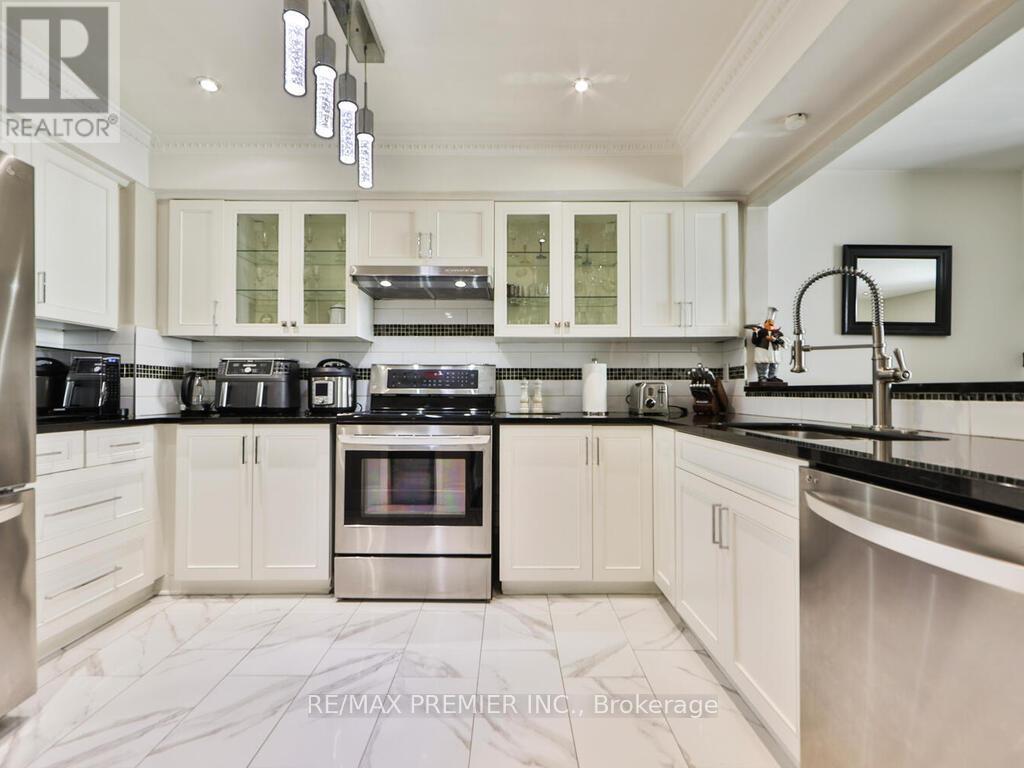 8 - 100 Arbors Lane, Vaughan, Ontario L4L 7G4 - Photo 16 - N12942328