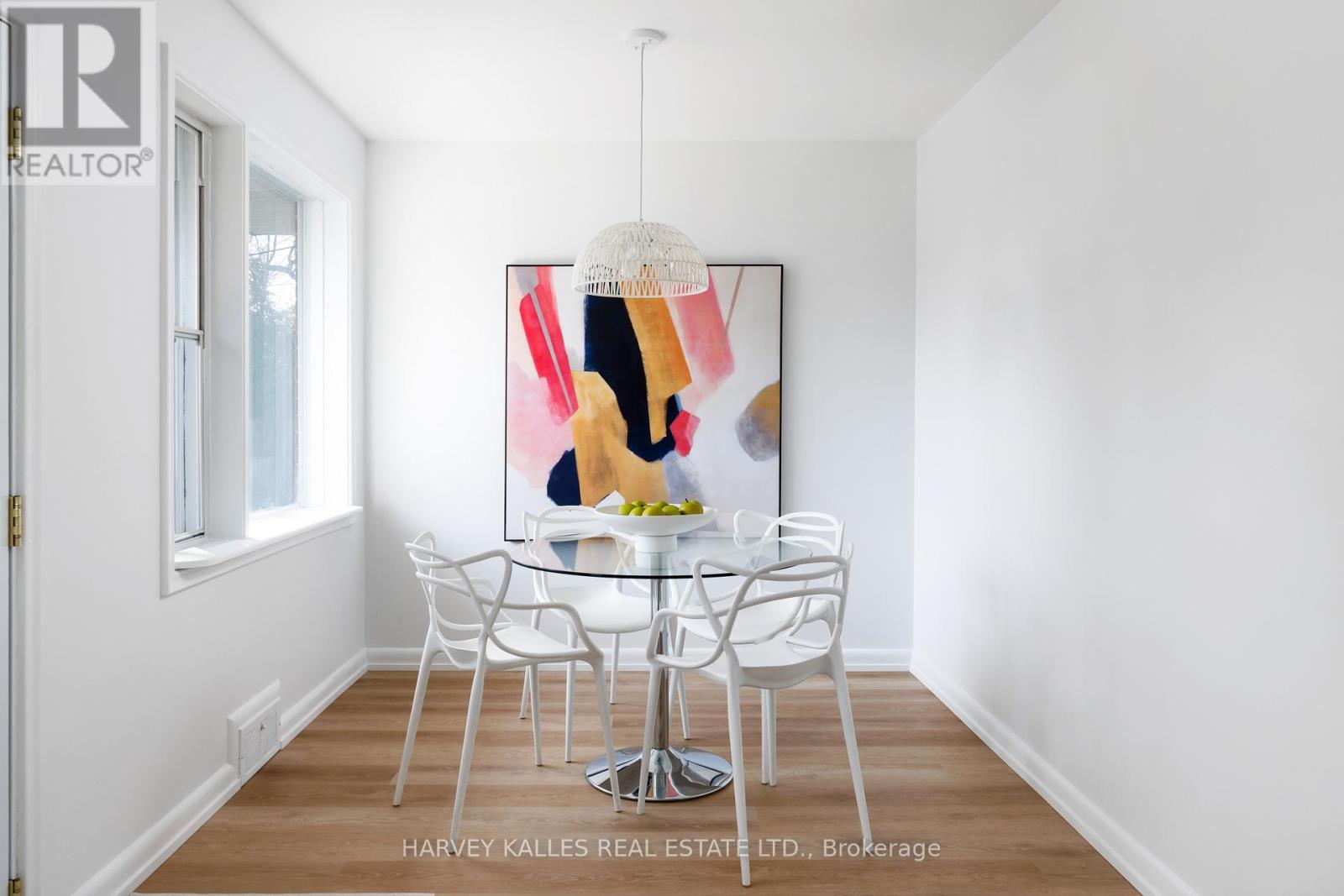 414 The Kingsway, Toronto, Ontario M9A 3V9 - Photo 17 - W12942256