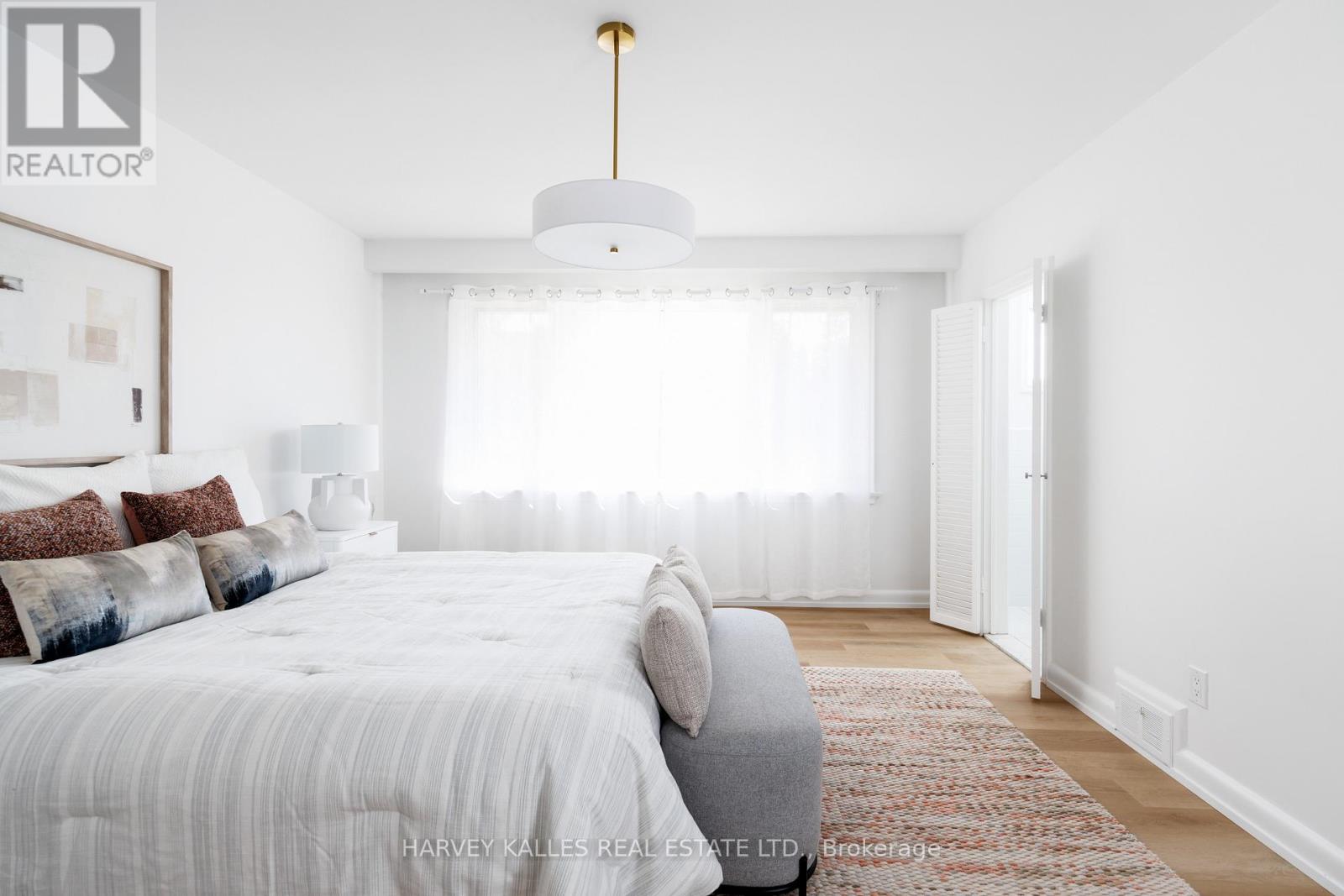 414 The Kingsway, Toronto, Ontario M9A 3V9 - Photo 21 - W12942256