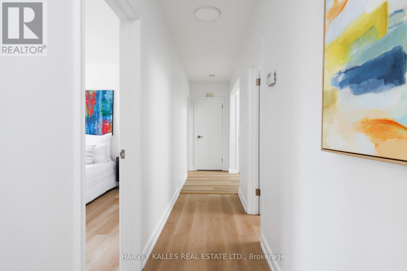 414 The Kingsway, Toronto, Ontario M9A 3V9 - Photo 23 - W12942256