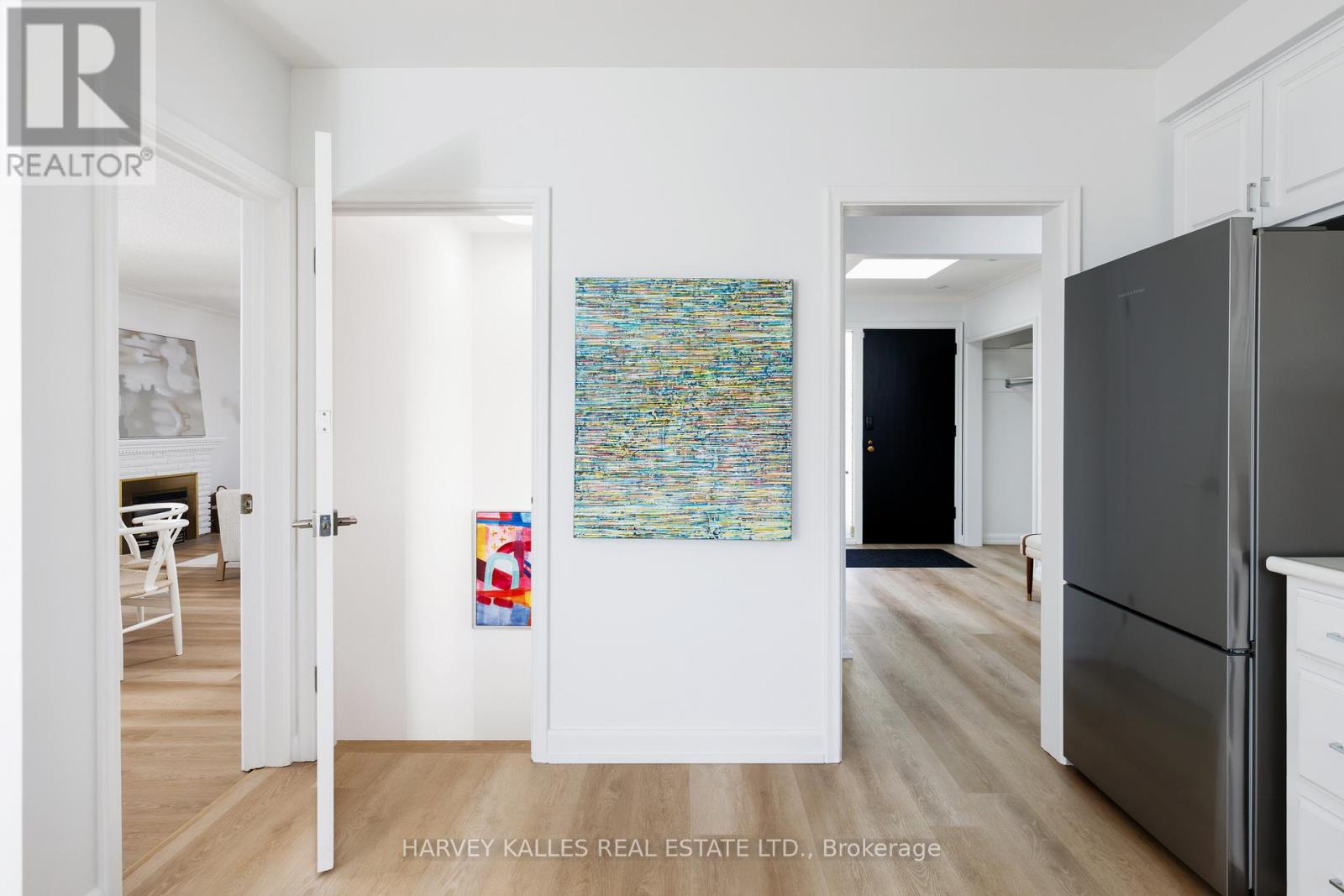 414 The Kingsway, Toronto, Ontario M9A 3V9 - Photo 30 - W12942256