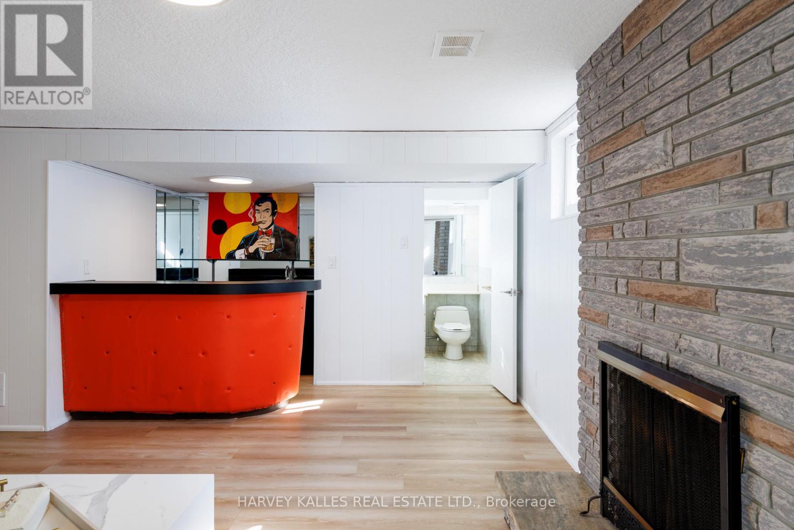 414 The Kingsway, Toronto, Ontario M9A 3V9 - Photo 34 - W12942256