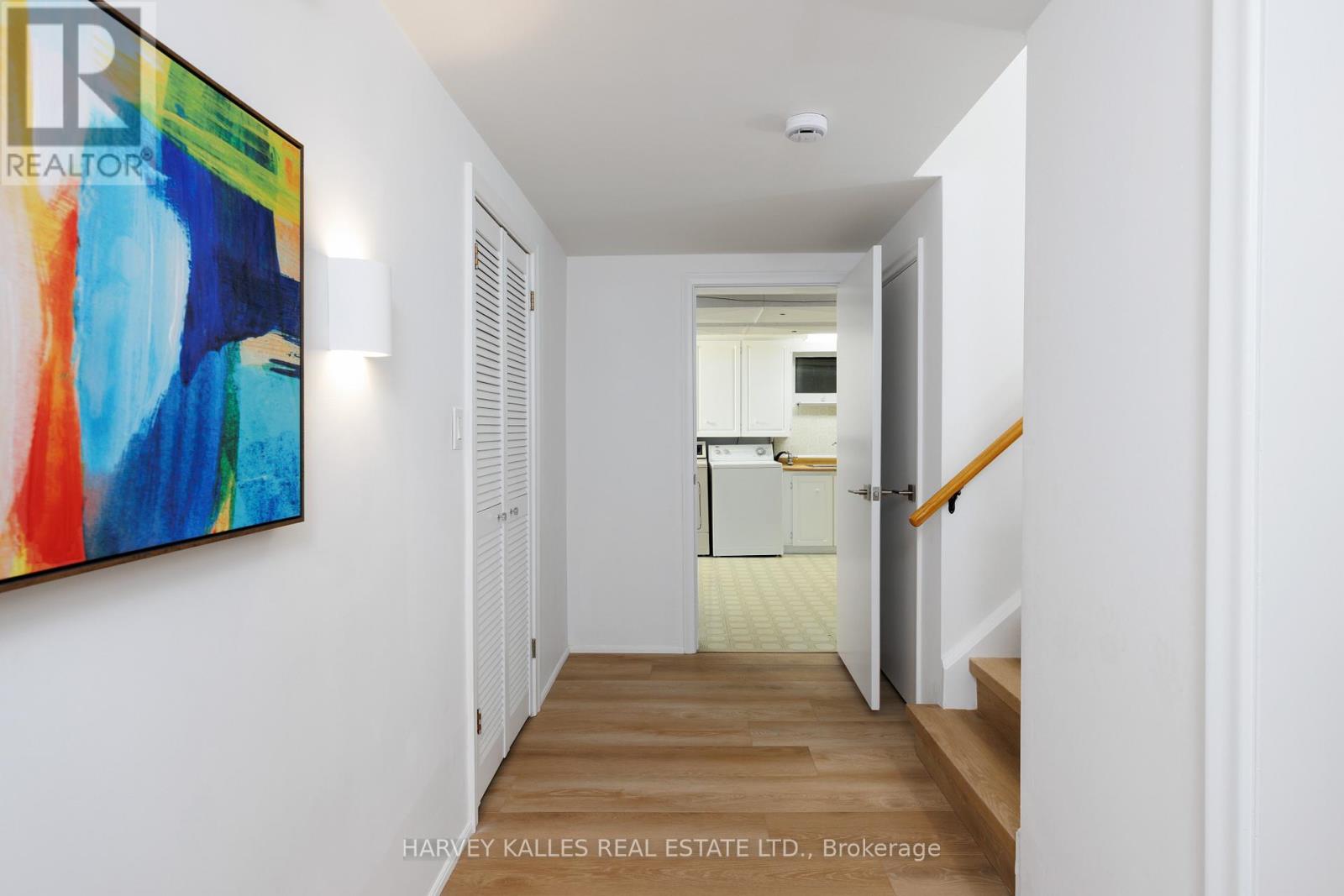 414 The Kingsway, Toronto, Ontario M9A 3V9 - Photo 37 - W12942256