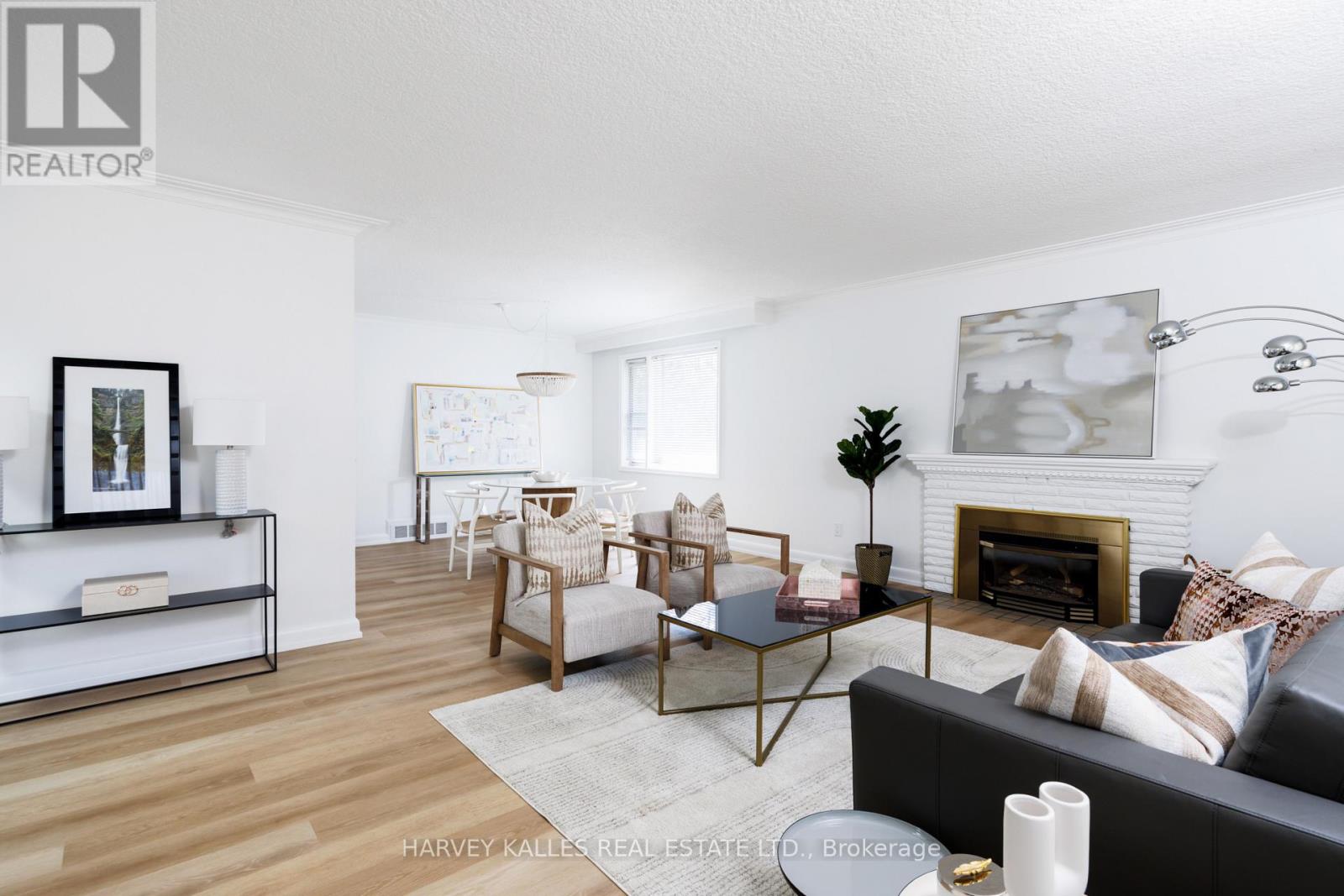 414 The Kingsway, Toronto, Ontario M9A 3V9 - Photo 9 - W12942256