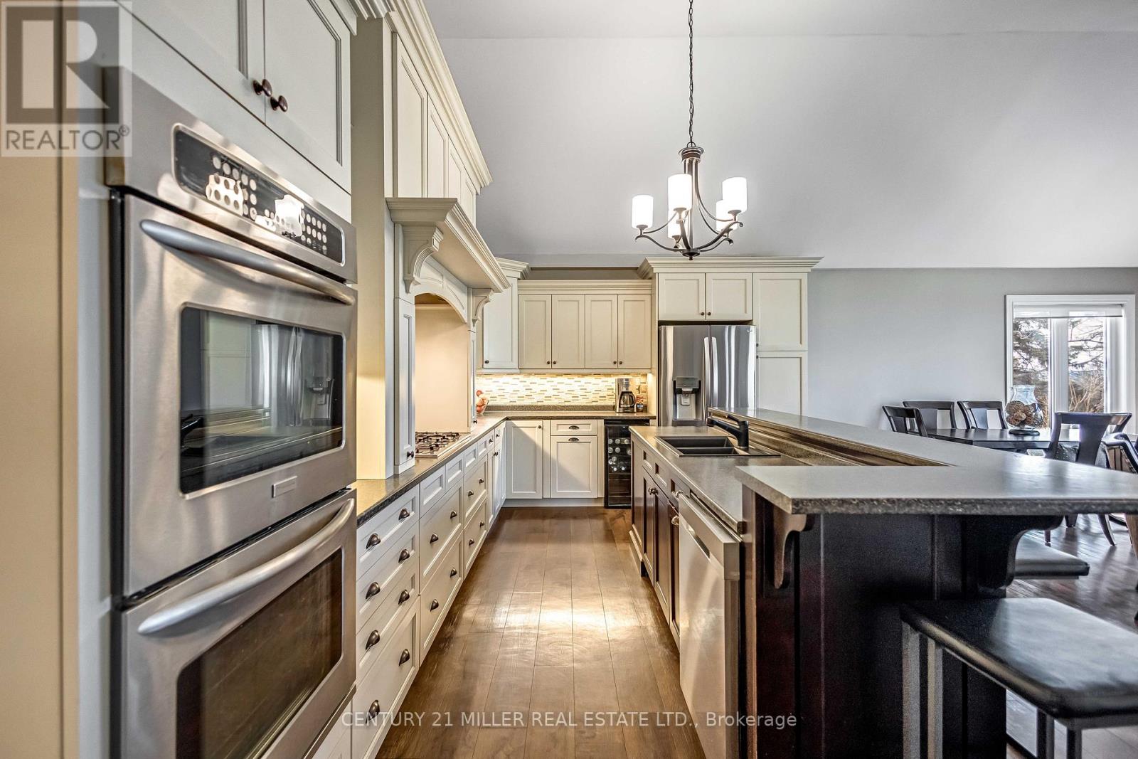 1898 Waterdown Road, Burlington, Ontario  L7P 0T2 - Photo 12 - W12942262