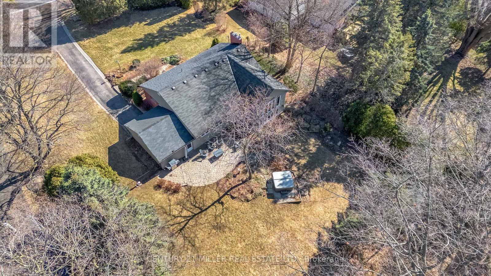 1898 Waterdown Road, Burlington, Ontario  L7P 0T2 - Photo 40 - W12942262